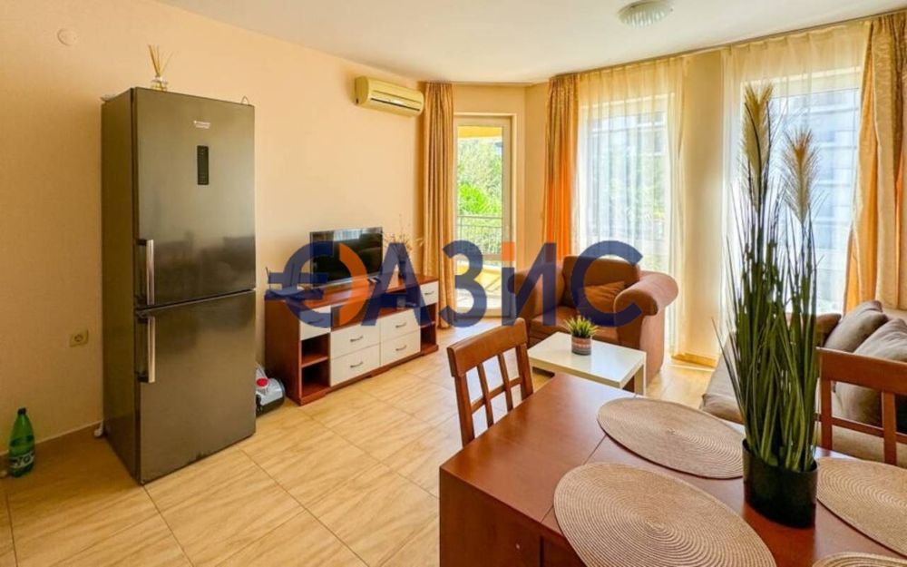 Продава се Двустаен апартамент в Свети Влас - 65 кв.м за 1277 €/кв.м - Снимка #1
