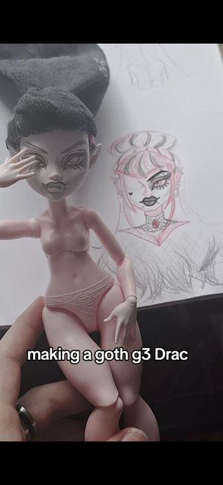 Ръчно изработени Кукли по поръчка / Doll Comissions (прочетете описанието) Monster High ,Bratz Rainbow High, and more