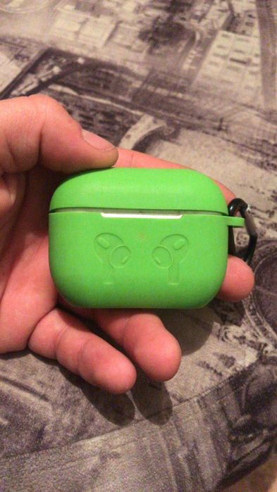 Продам айфон 7plus