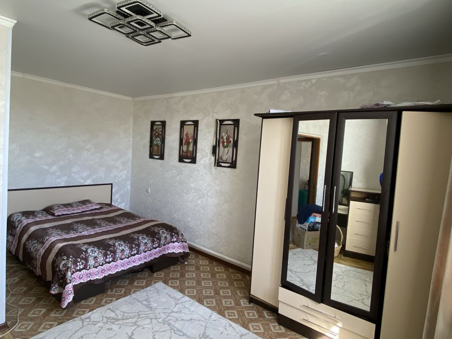 4 бөлмелі Үлкен  үй сатылады!