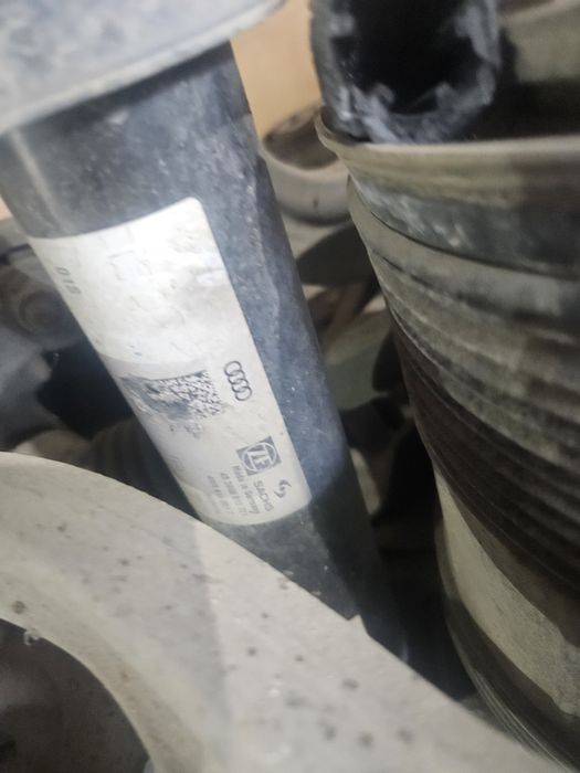 Заден амортисьор за Audi Q7 4m