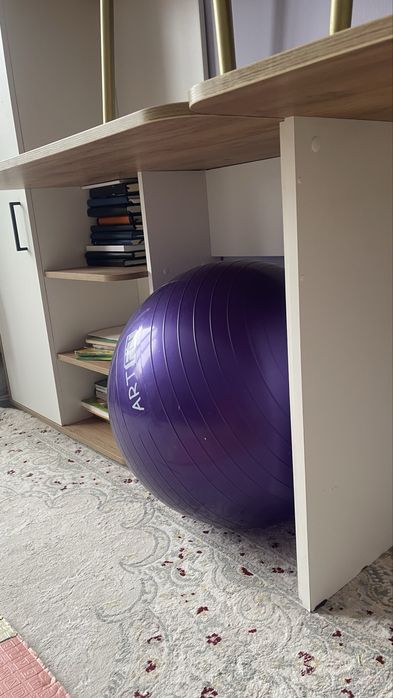 Письменный, компьютерный стол