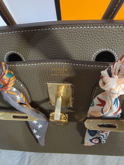 Налична чанта Hermes Birkin