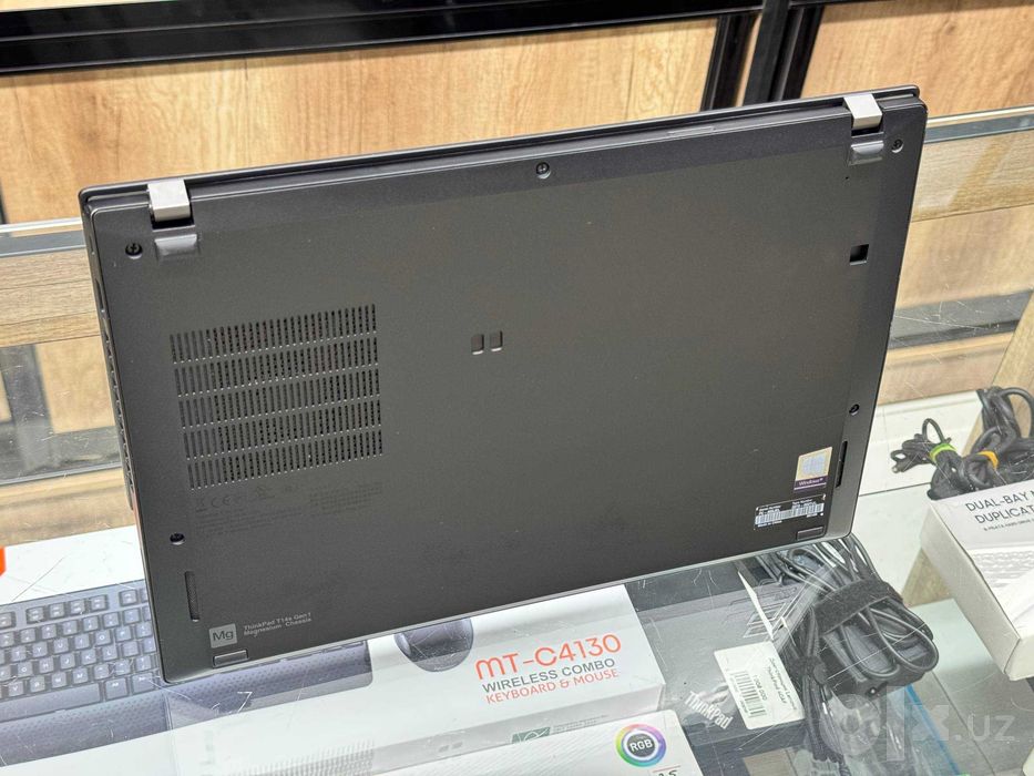 Lenovo ThinkPad T14s Core i7-10510U ram 8 ssd 512