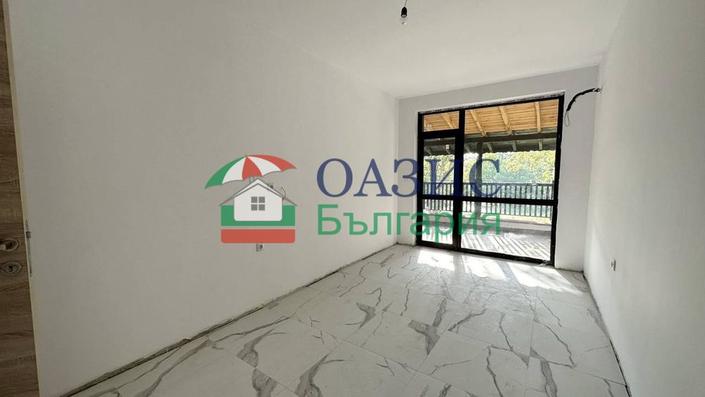 3-стаен апартамент с огромна тераса, Грин Парадайз 5, Приморско - 102,16 кв. м.+ 89 кв. м.,