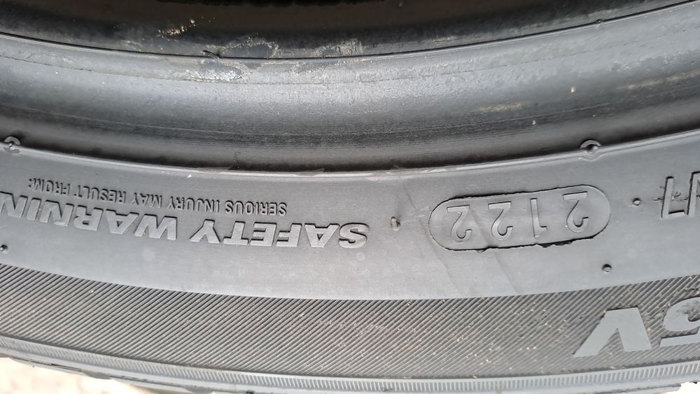 2бр. Почти Нови 225/45/18 Kumho Wintercraft WP 52