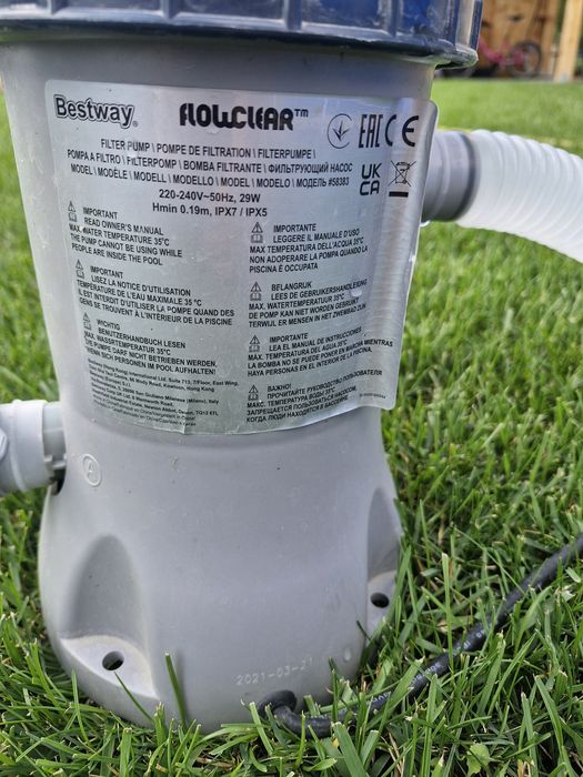 Piscina 4x2 si pompă