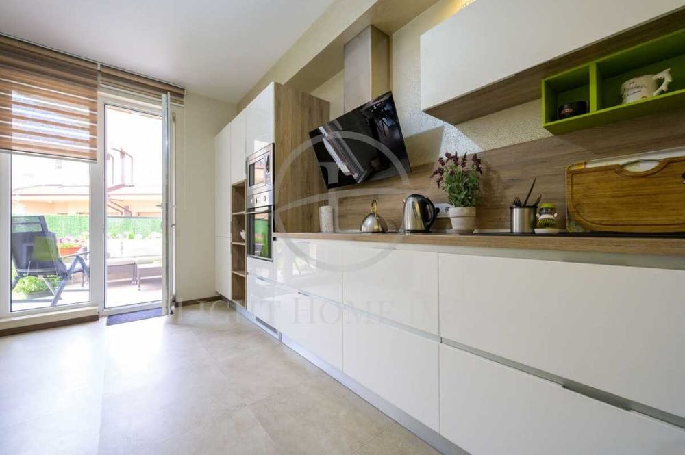 Продава се Къща в Пловдив, Христо Смирненски - 360 кв.м за 1192 €/кв.м - Снимка #5