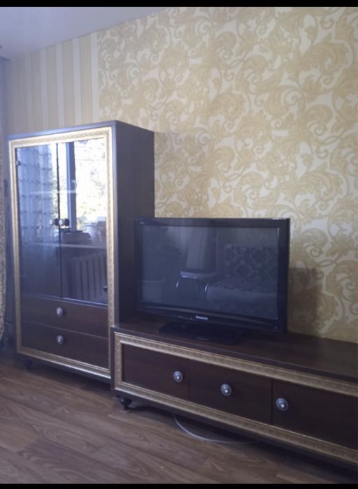 Продам гостинную тв