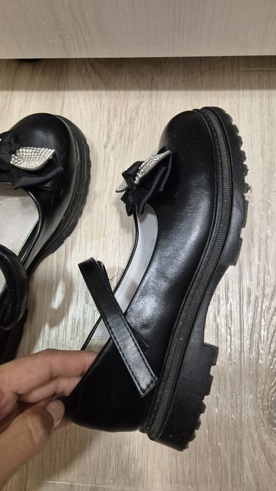 Школьные туфли для девочек