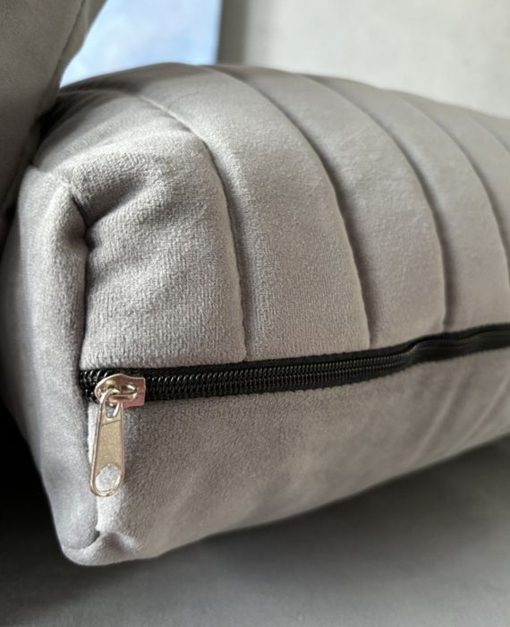 Продам безкаркасный диван