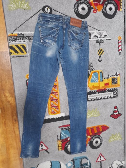 Маркови дънки 26 номер дамски