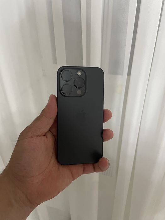 Продам iPhone 15 Pro 128