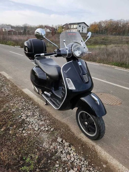 Piaggio Vespa GTS 300 inmatriculat