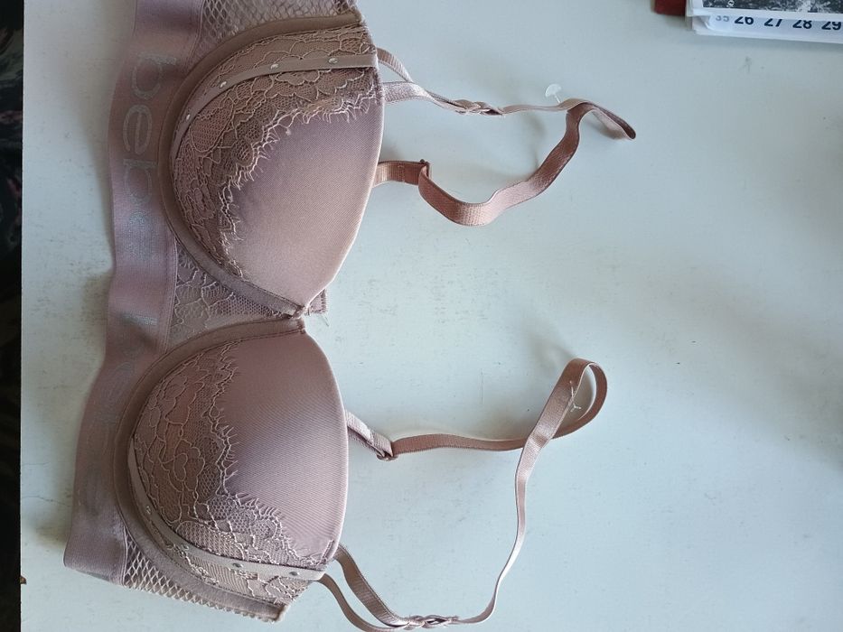 Сутиен на ВЕВЕ нов