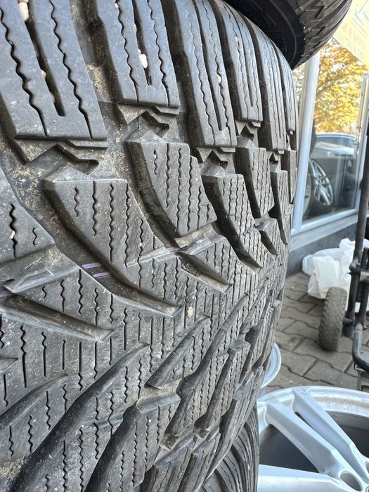 Гуми Nokian wr suv 4 285/45/20