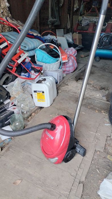 Продам пылесос в