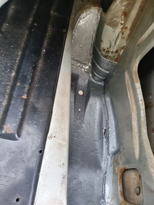 Vand / schimb Dacia 1310 break injectie negociabil