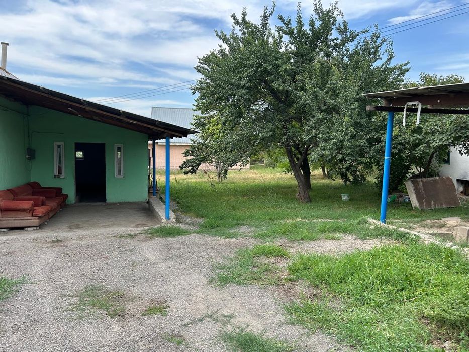 Продам дом с большим участком