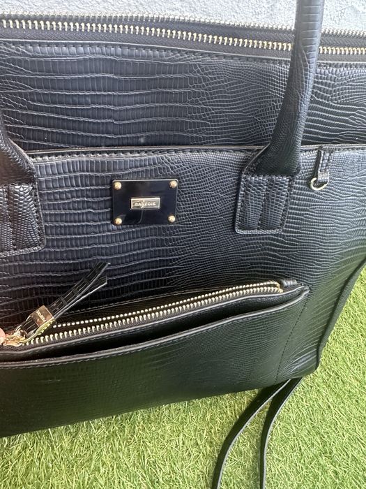 Стилна дамска чанта