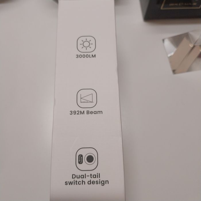 Мощен тактически фенер Sofirn SK30