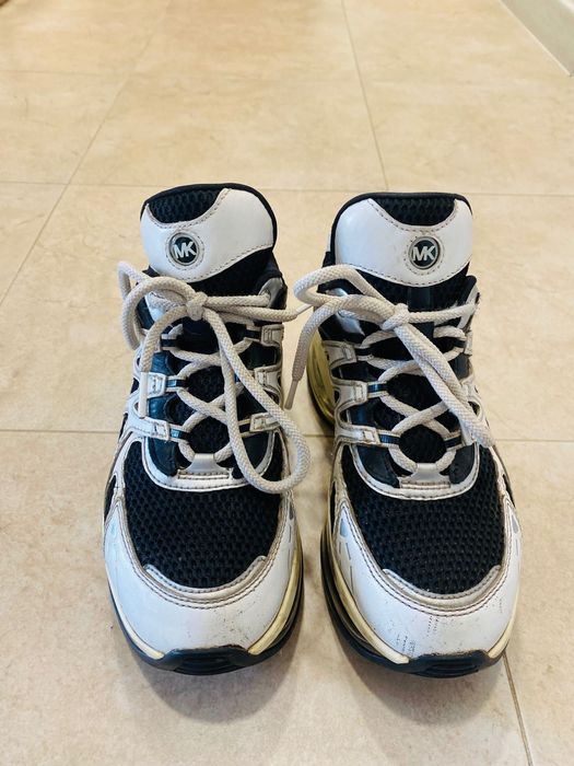 Сникърски Michael Kors