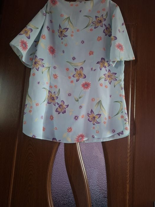 Vând Bluza Dama Marimea M
