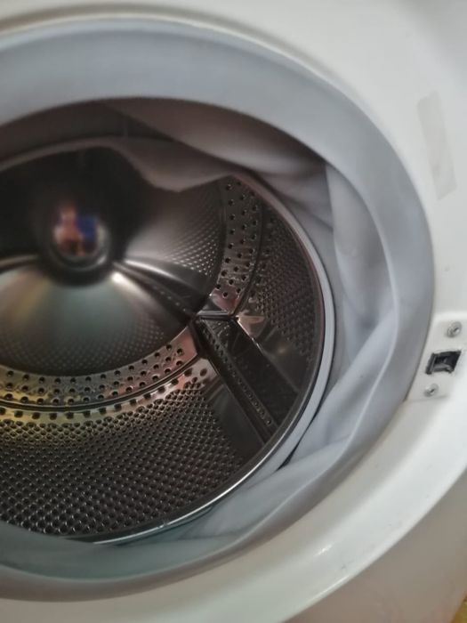 Продам стиральную машину