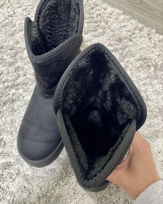 Incaltaminte UGG