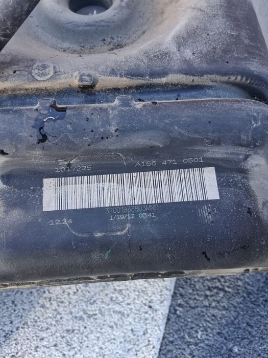 Rezervor de mercedes ML 350 motor 3L motorină