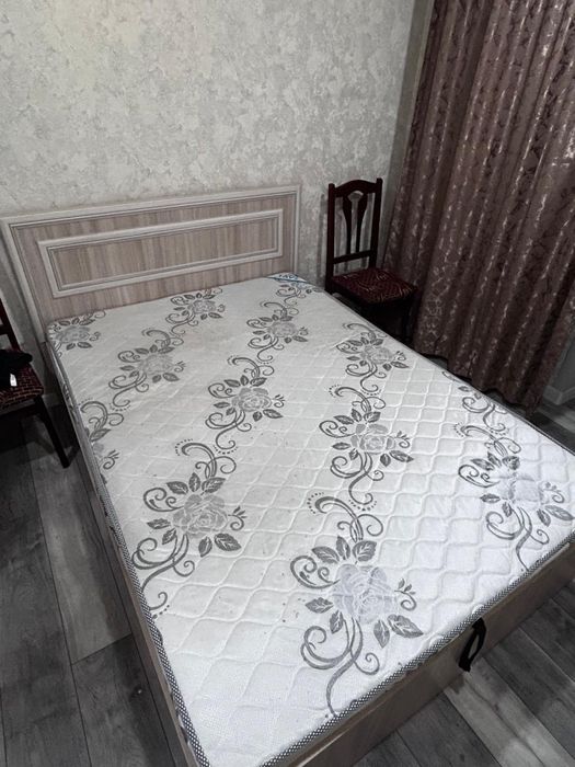 Продам матрац 140*200