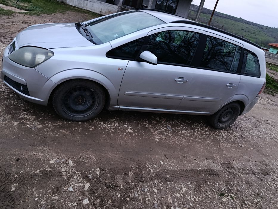 Opel Zafira B  1.9 дизел на части