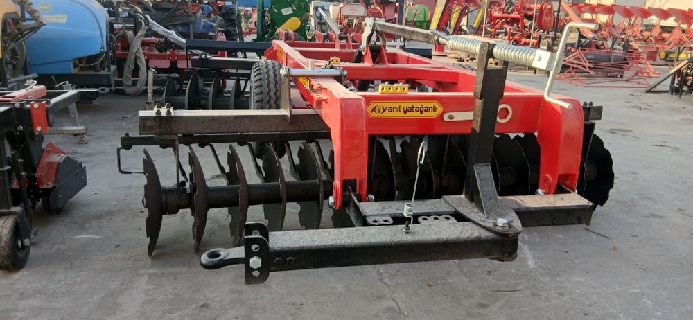 Turkiya davlatida ishlab chiqarigan, 2025 yil.
Universal 3-point CAT I