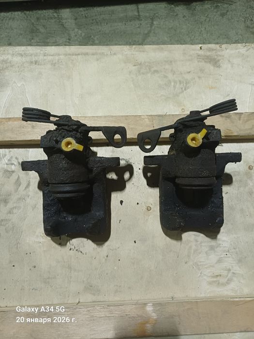 Суппорт задний на пассат б5 (passat)