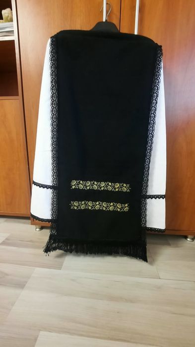 Costum popular fete, marimea L, ca nou