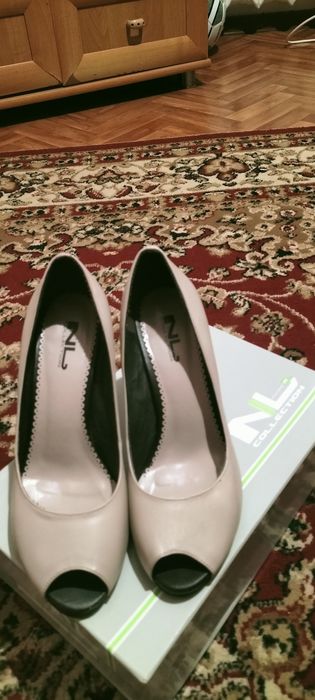 Продам очень красивые и удобные туфли