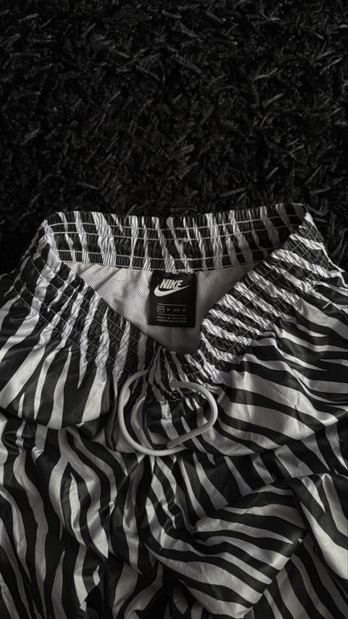 Pantaloni Nike zebra