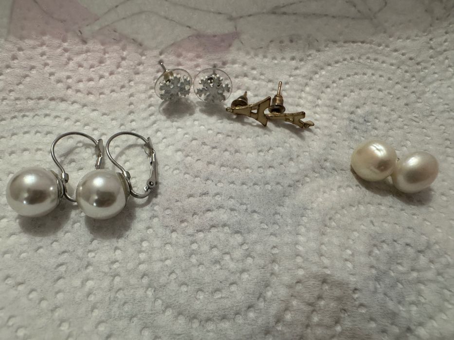 Обеци, пиърсинг пъп