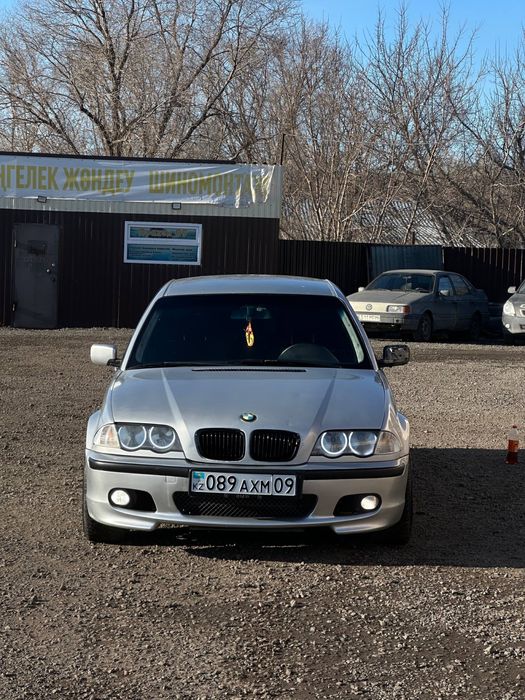 Продам машину бмв е46