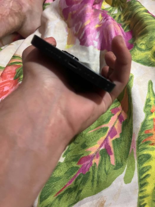 Vând iphone,14 plus 128 gb