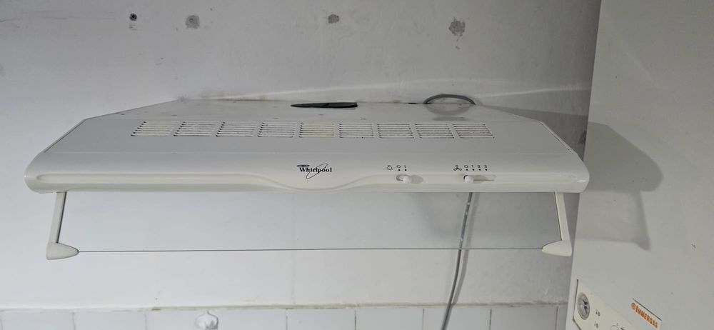 Vand ghiuveta inox cu baterie si hota