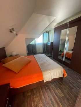 Тристаен апартамент в Гео Милев