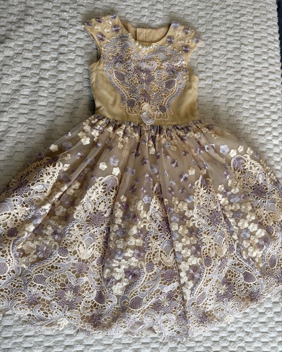 Официална рокля Junona