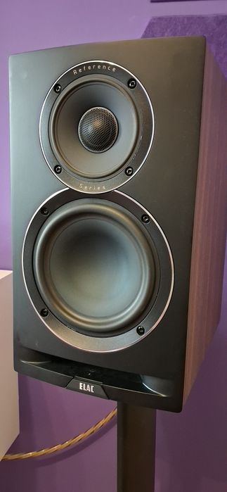 Продават се ELAC Uni-Fi Reference UBR62