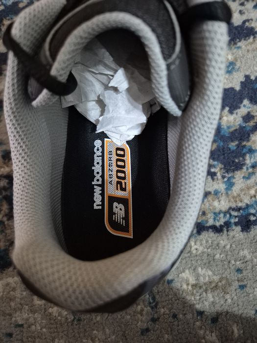New Balance 2000 abzorb