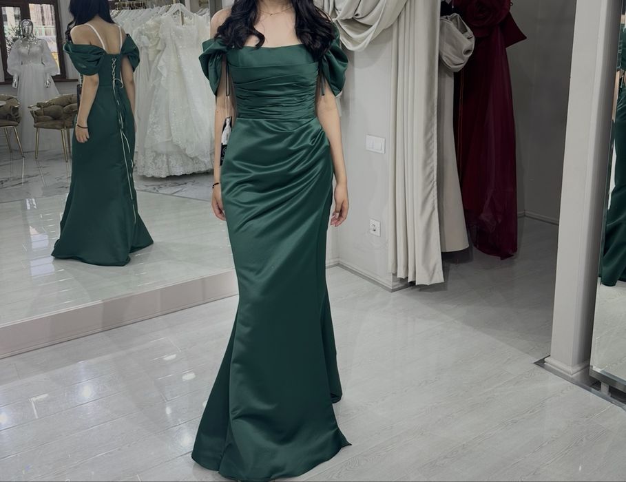 Платье б/у на выпускной Астана