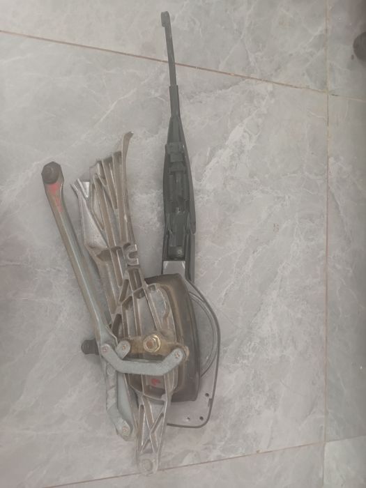 Продам дворник w202