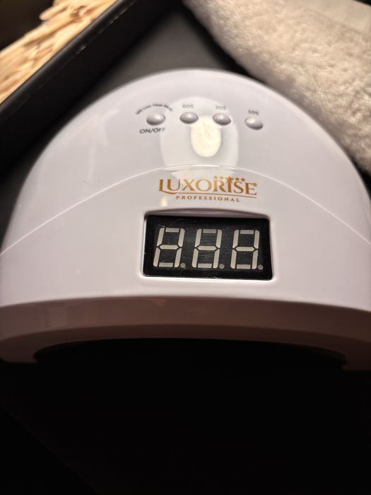 Aspirator unghii, lampa, Oja semipermanenta Her/ Cupio/ Luxorise