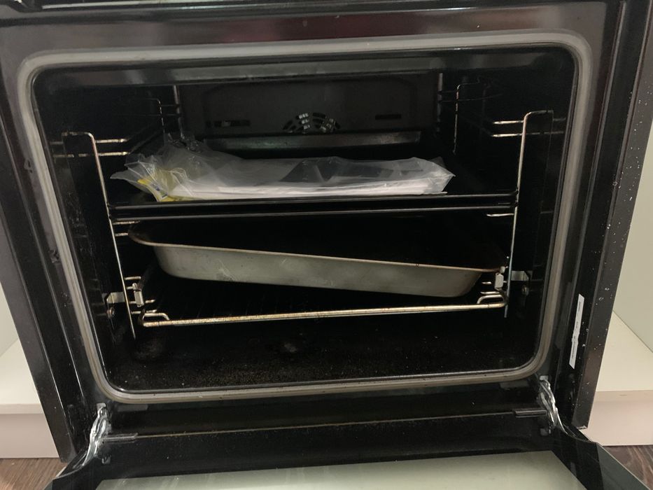 Духовка BOSH в отл.состоянии