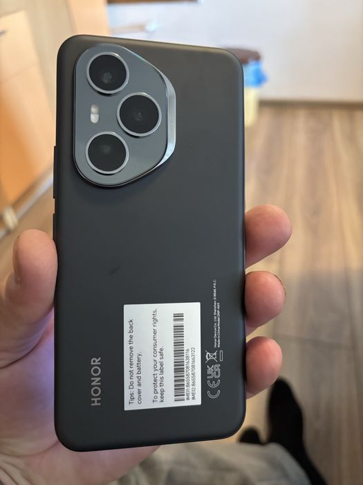 Vind HONOR 400pro nou sau schimb cu genti vw b6 pe 16